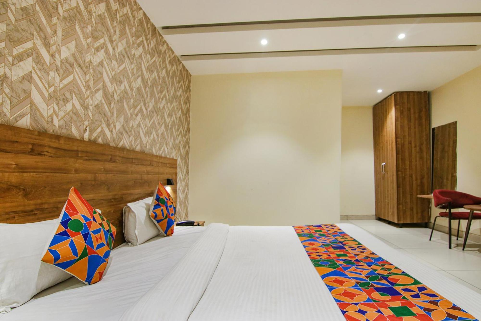 Fabhotel Golden Glory نيودلهي المظهر الخارجي الصورة